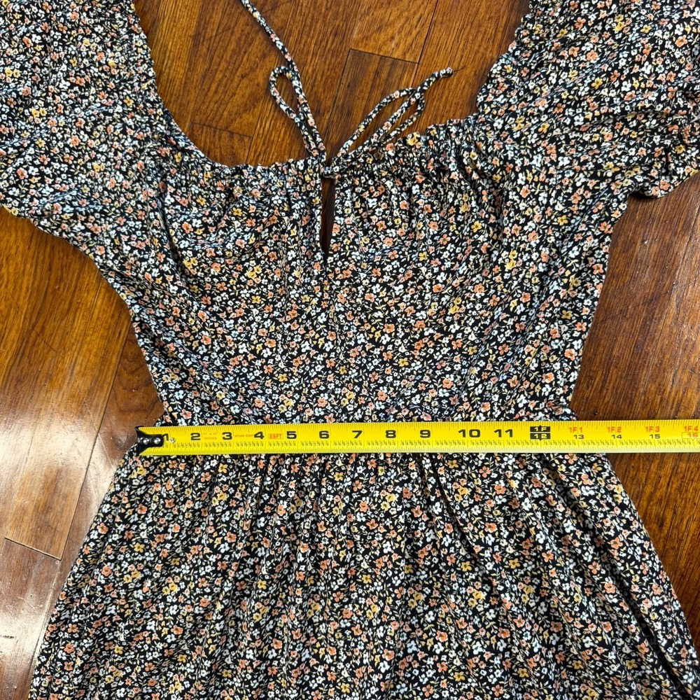 Urban Outfitters Jess's Floral Romper M (8-10) Black White - Picture 7 of 10